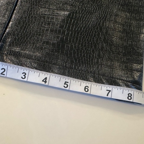 MAJESTIK Bold Faux Leather Black Croc-Embossed Stacked Pants Size 32 NWT - Picture 15 of 16